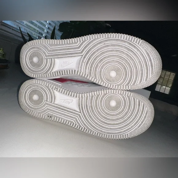 Nike Air Force 1 Low size 8.5 - Picture 5 of 7